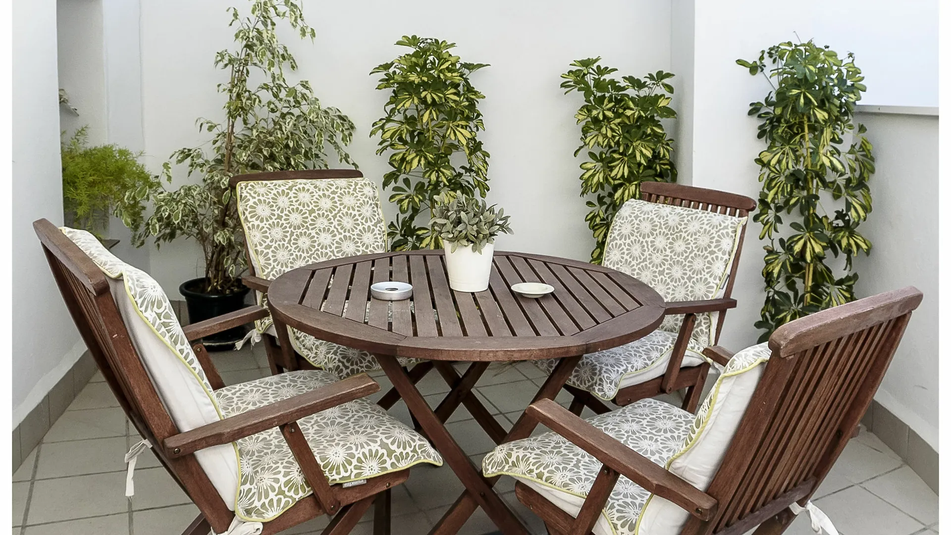 Sea & Wave La Finestra Apartment Malaga Spain